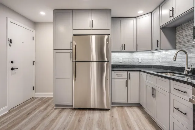 $275,000 | 6 Lancelot Court, Unit 2, Salem, NH 03079