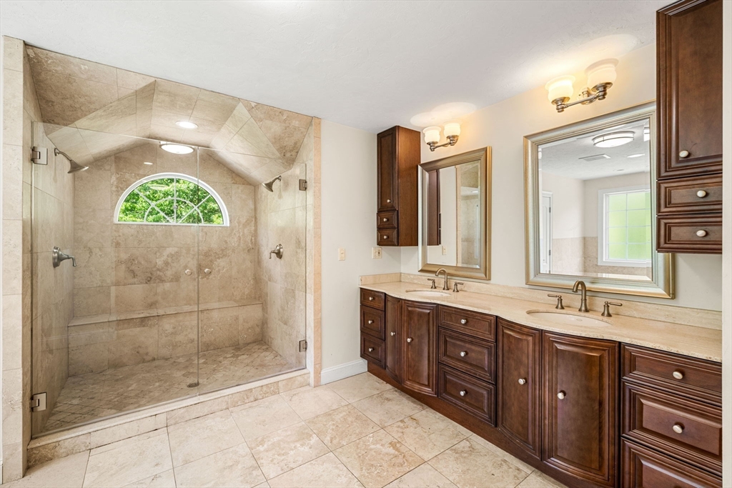 9 Grandview Road North Reading, MA 01864 - Photo 23 of 42 Gallery Image 23