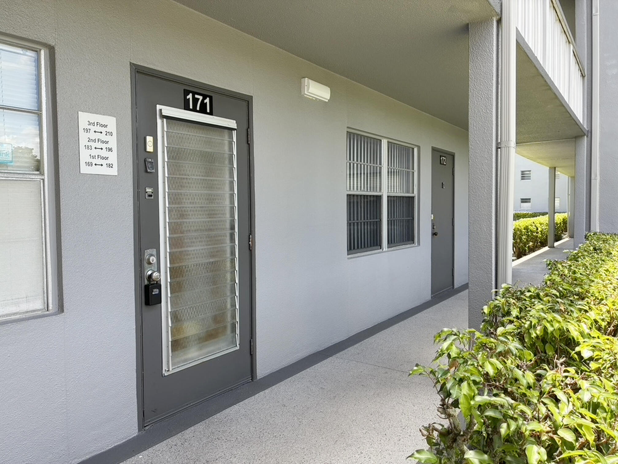 171 Suffolk F, Unit 171 Boca Raton, FL 33434 - Photo 3 of 21 a view of front door of house