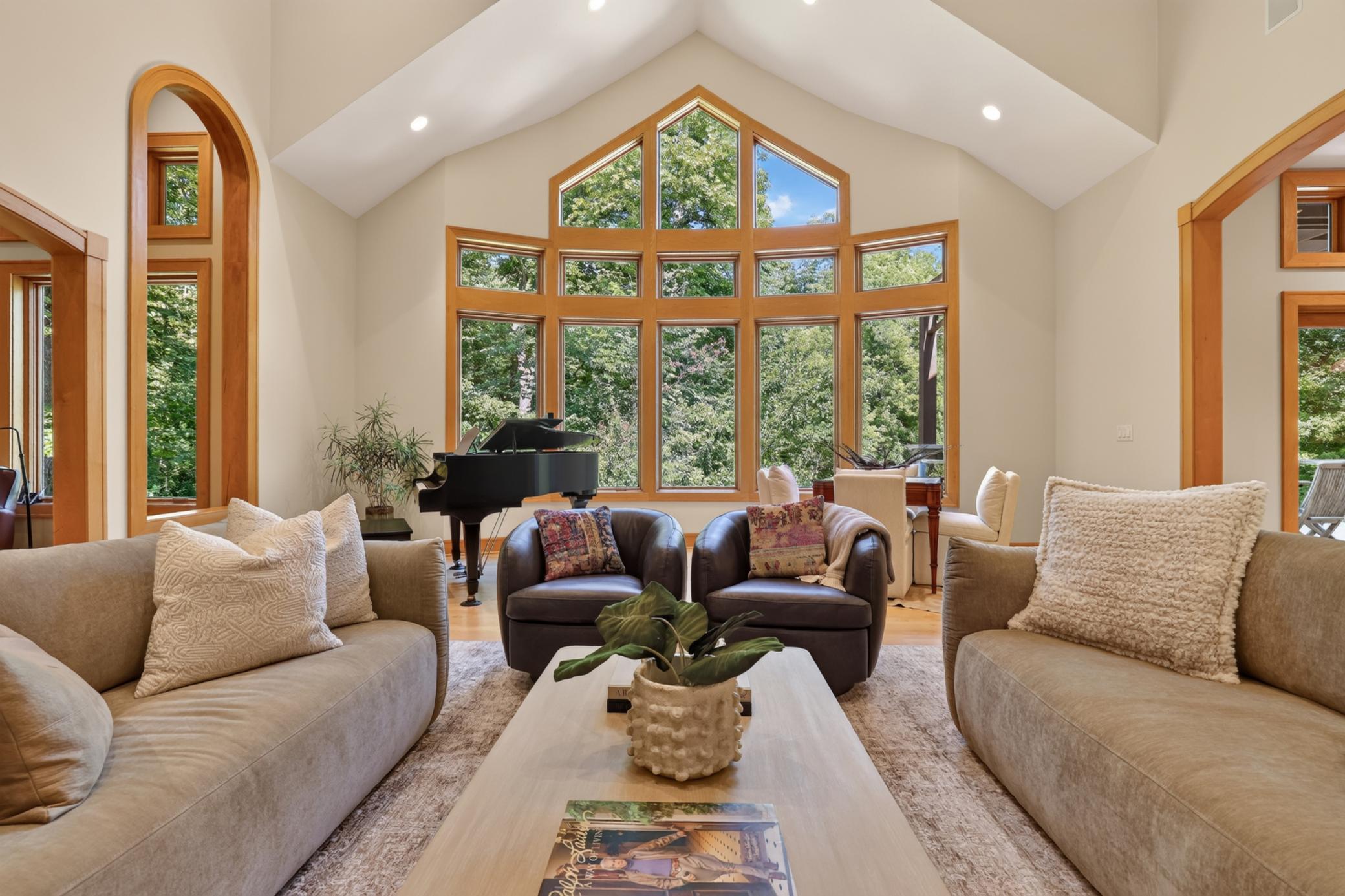 4400 Ettenmoor Lane Southwest Rochester, MN 55902 - Photo 5 of 139 Gallery Image 5