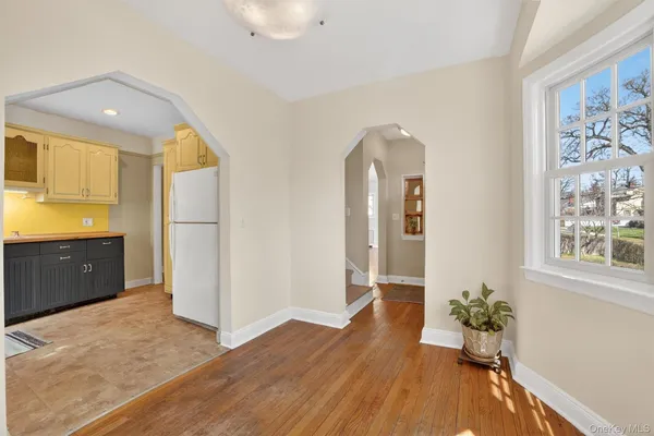 $674,900 | 71 St Johns Avenue, Yonkers, NY 10704