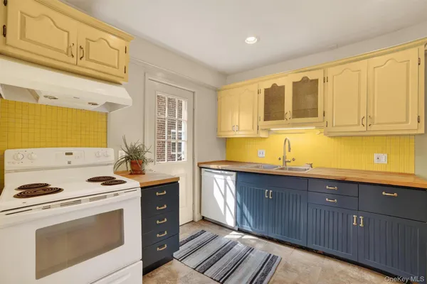 $674,900 | 71 St Johns Avenue, Yonkers, NY 10704