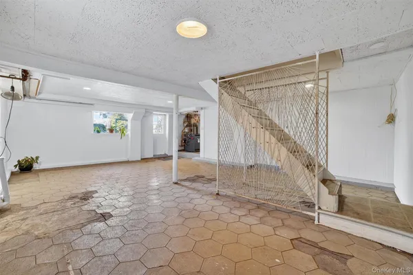 $674,900 | 71 St Johns Avenue, Yonkers, NY 10704
