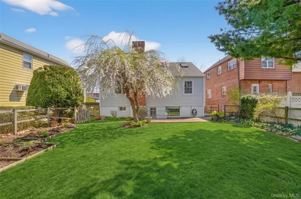 $674,900 | 71 St Johns Avenue, Yonkers, NY 10704