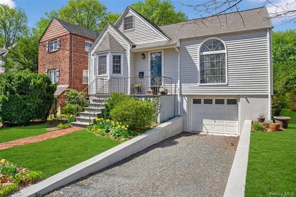 $674,900 | 71 St Johns Avenue, Yonkers, NY 10704