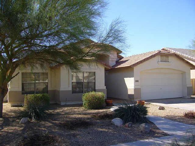 2075 East Smoke Tree Road Gilbert, AZ 85296 - Photo 1 of 6 Front View of Home
