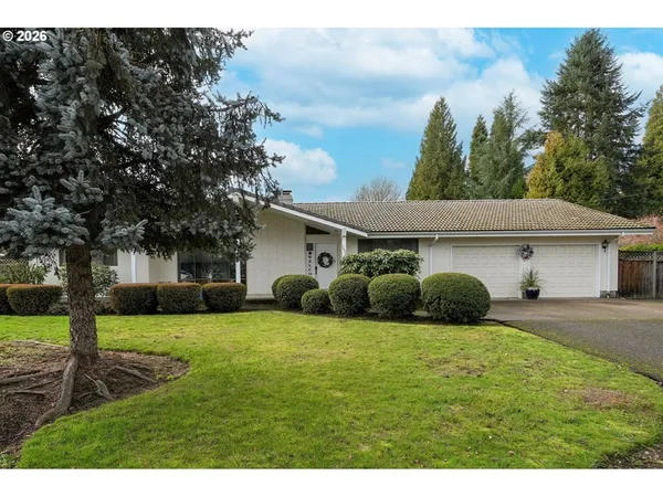 $549,900 | 1650 Northwest Springhill Drive, Albany, OR 97321