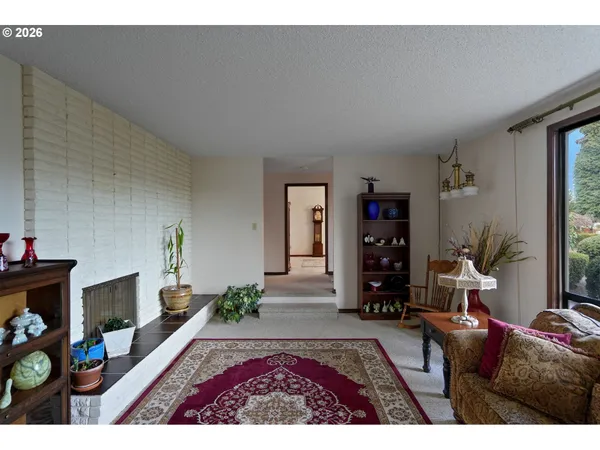 $549,900 | 1650 Northwest Springhill Drive, Albany, OR 97321