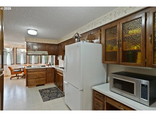$549,900 | 1650 Northwest Springhill Drive, Albany, OR 97321