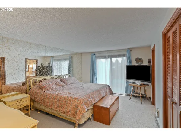 $549,900 | 1650 Northwest Springhill Drive, Albany, OR 97321