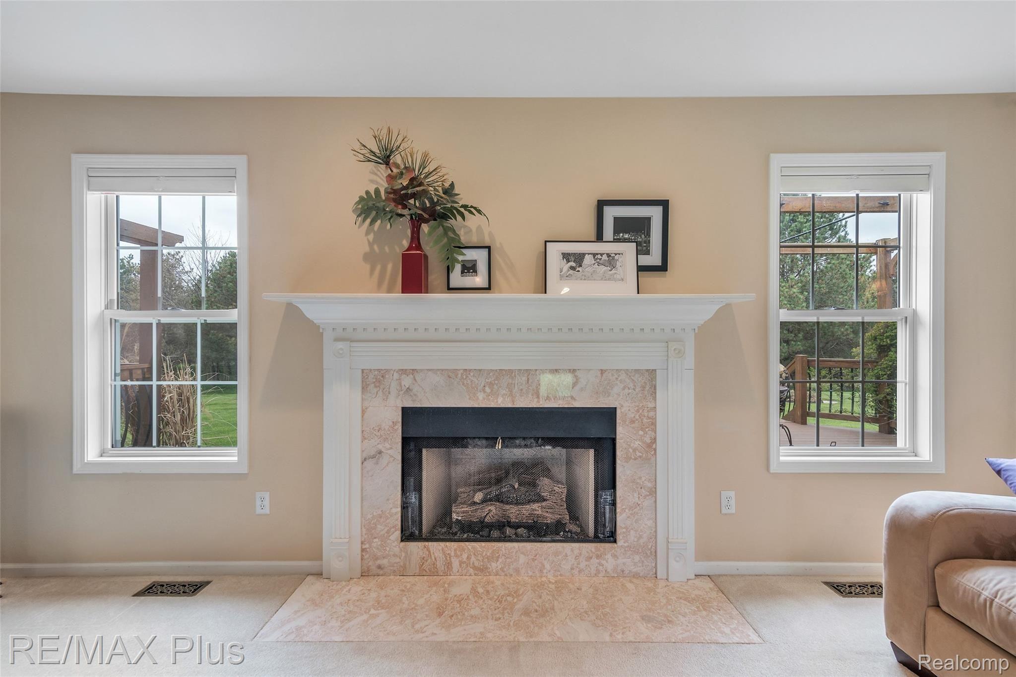 10_3760MitchellRdWindowStillRealEstatePhotography_10_mls.jpg
