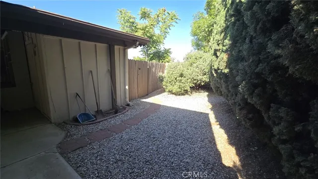 a view of backyard with barn