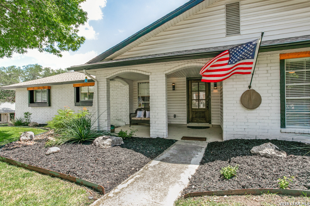 102 Silver Spring Universal City, TX 78148 - Photo 36 of 36 a front view of a house with a yard