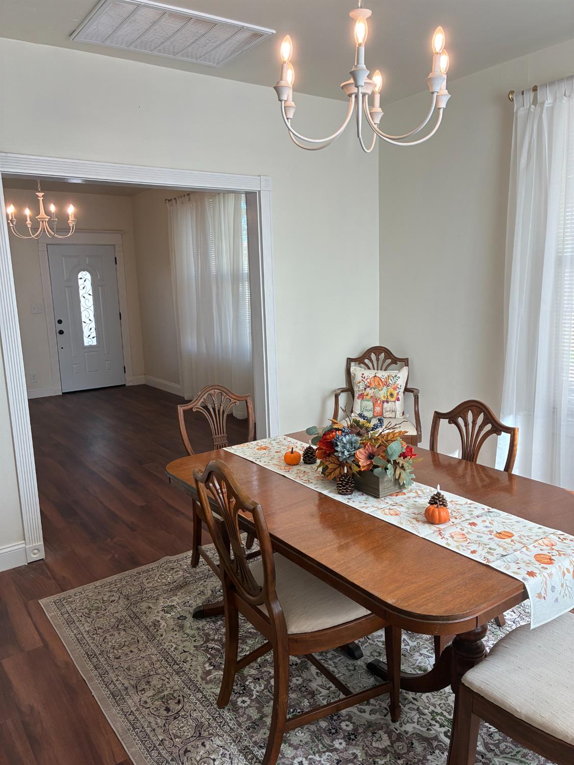 1659 Hazel Street Gridley, CA 95948 - Photo 11 of 70 a view of a dining room with furniture