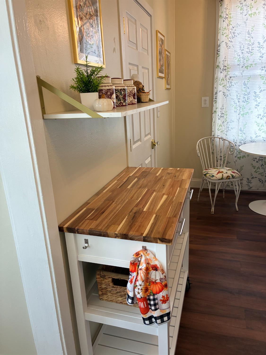1659 Hazel Street Gridley, CA 95948 - Photo 25 of 70 a view of a dining room with furniture and wooden floor