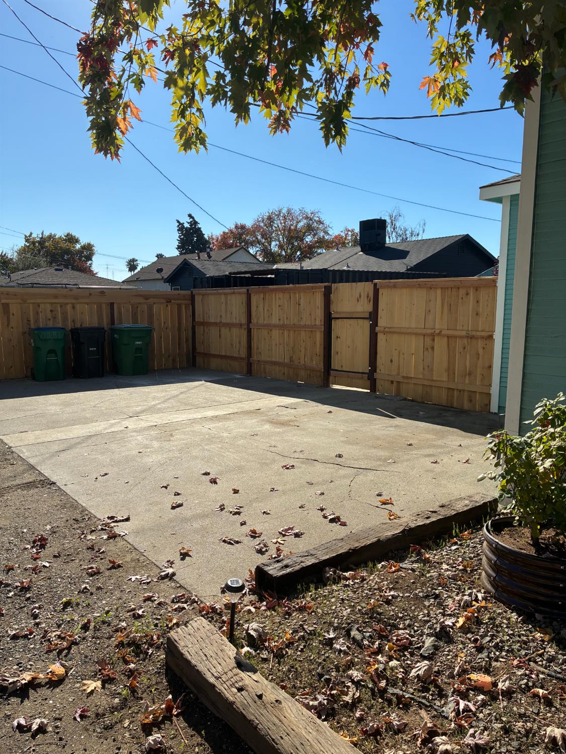 1659 Hazel Street Gridley, CA 95948 - Photo 36 of 70 a view of a backyard of the house