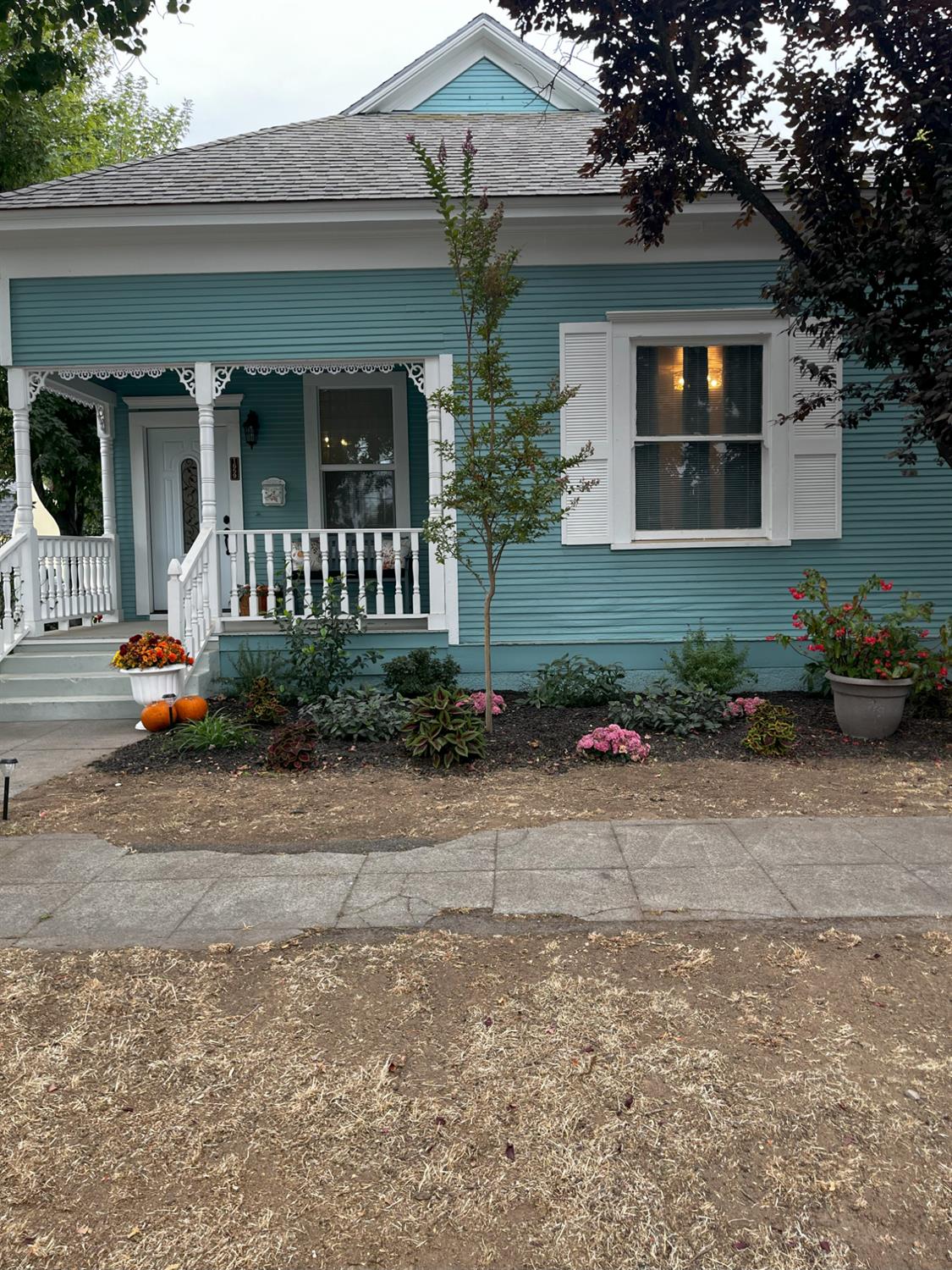 1659 Hazel Street Gridley, CA 95948 - Photo 37 of 70 a front view of a house