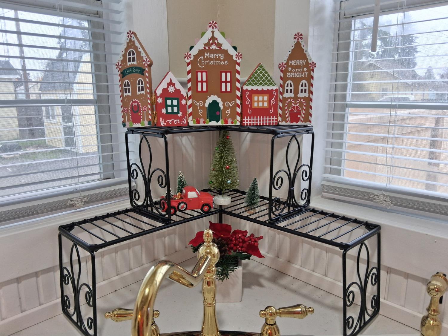 1659 Hazel Street Gridley, CA 95948 - Photo 49 of 70 a table and chairs in a room