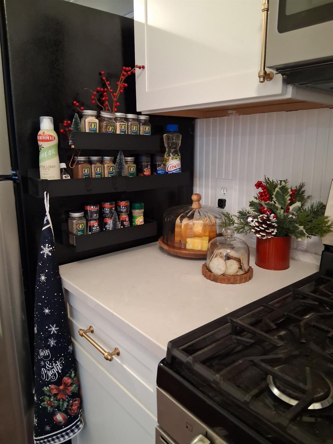 1659 Hazel Street Gridley, CA 95948 - Photo 55 of 70 a kitchen with a refrigerator and a stove