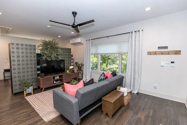 $5,500 | 1084 Sanders Avenue Southeast, Unit AB, Atlanta, GA 30316