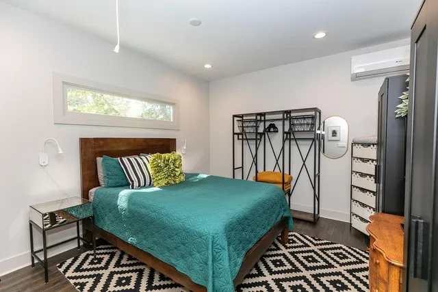 $5,500 | 1084 Sanders Avenue Southeast, Unit AB, Atlanta, GA 30316