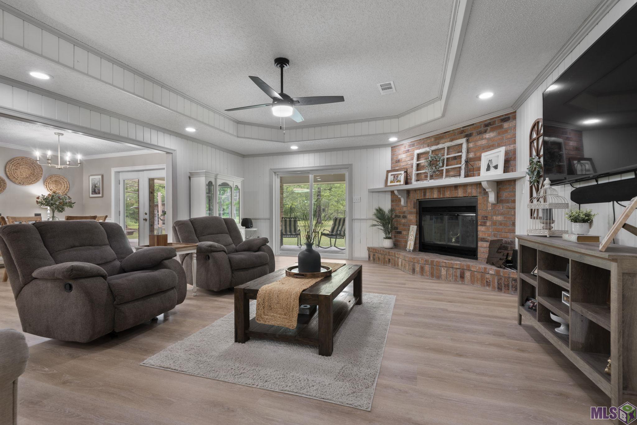 7844 Brett Place Baton Rouge, LA 70818 - Photo 4 of 19