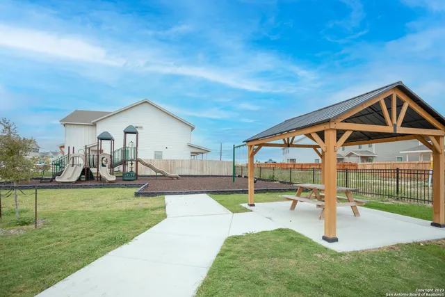 $1,625 | 13526 Tulipwood Nook, Unit 102, San Antonio, TX 78253