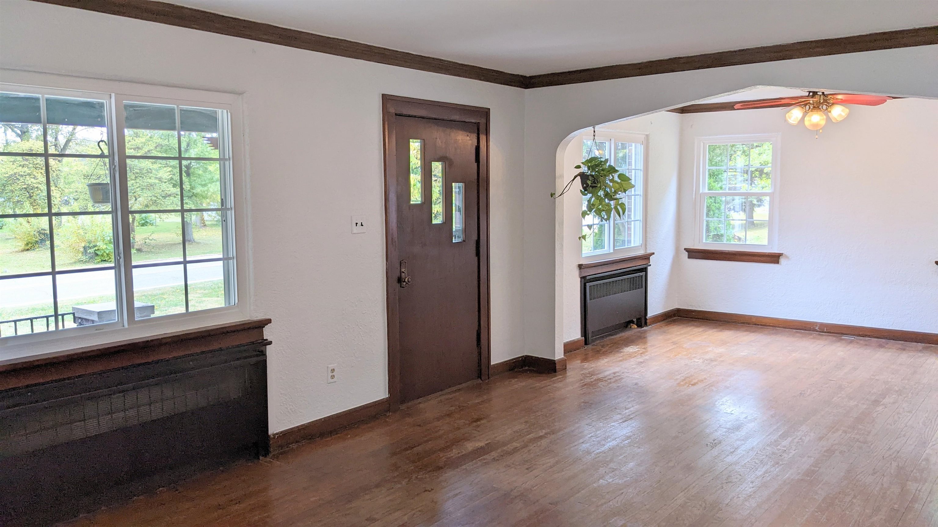 2304 Covington Road Fort Wayne, IN 46802 - Photo 4 of 29 Gallery Image 4
