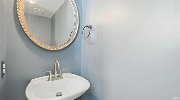 $284,900 | 6136 Landmark Drive, Fort Wayne, IN 46815