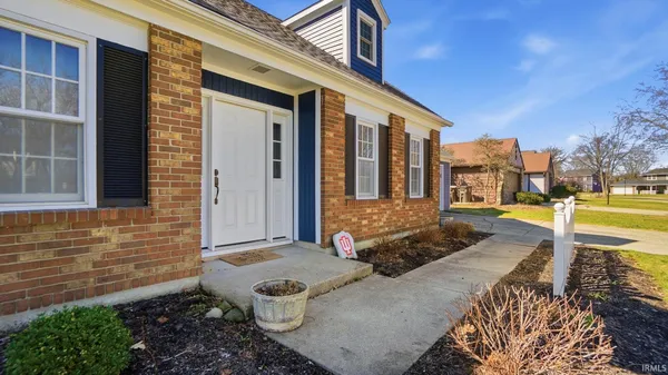 $284,900 | 6136 Landmark Drive, Fort Wayne, IN 46815