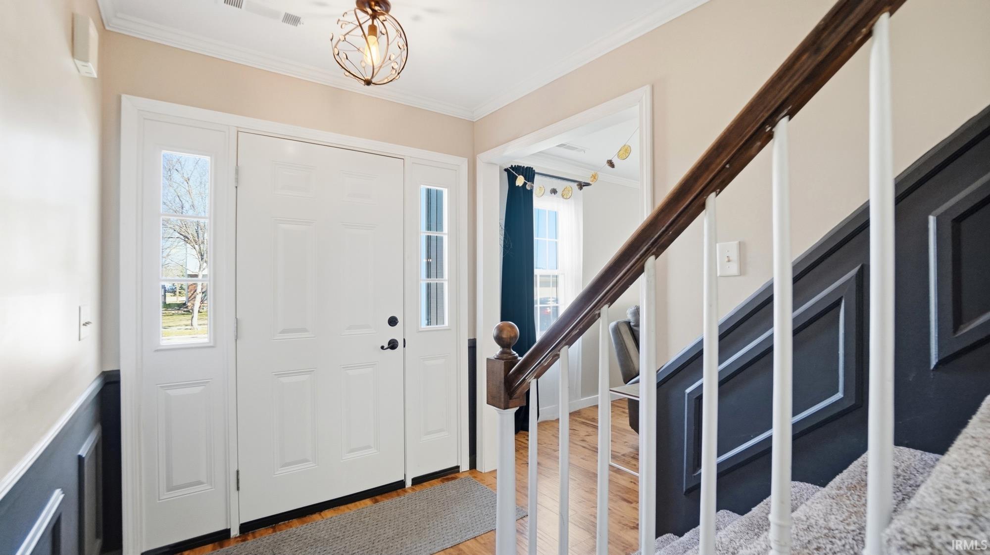 6136 Landmark Drive Fort Wayne, IN 46815 - Photo 5 of 36