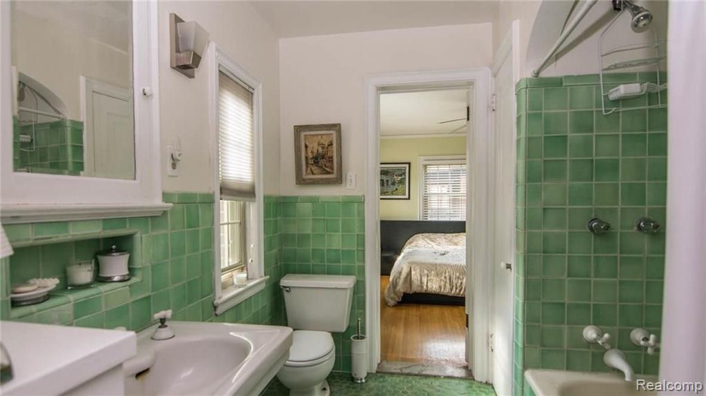 19647 Roslyn Road Detroit, MI 48221 - Photo 14 of 15