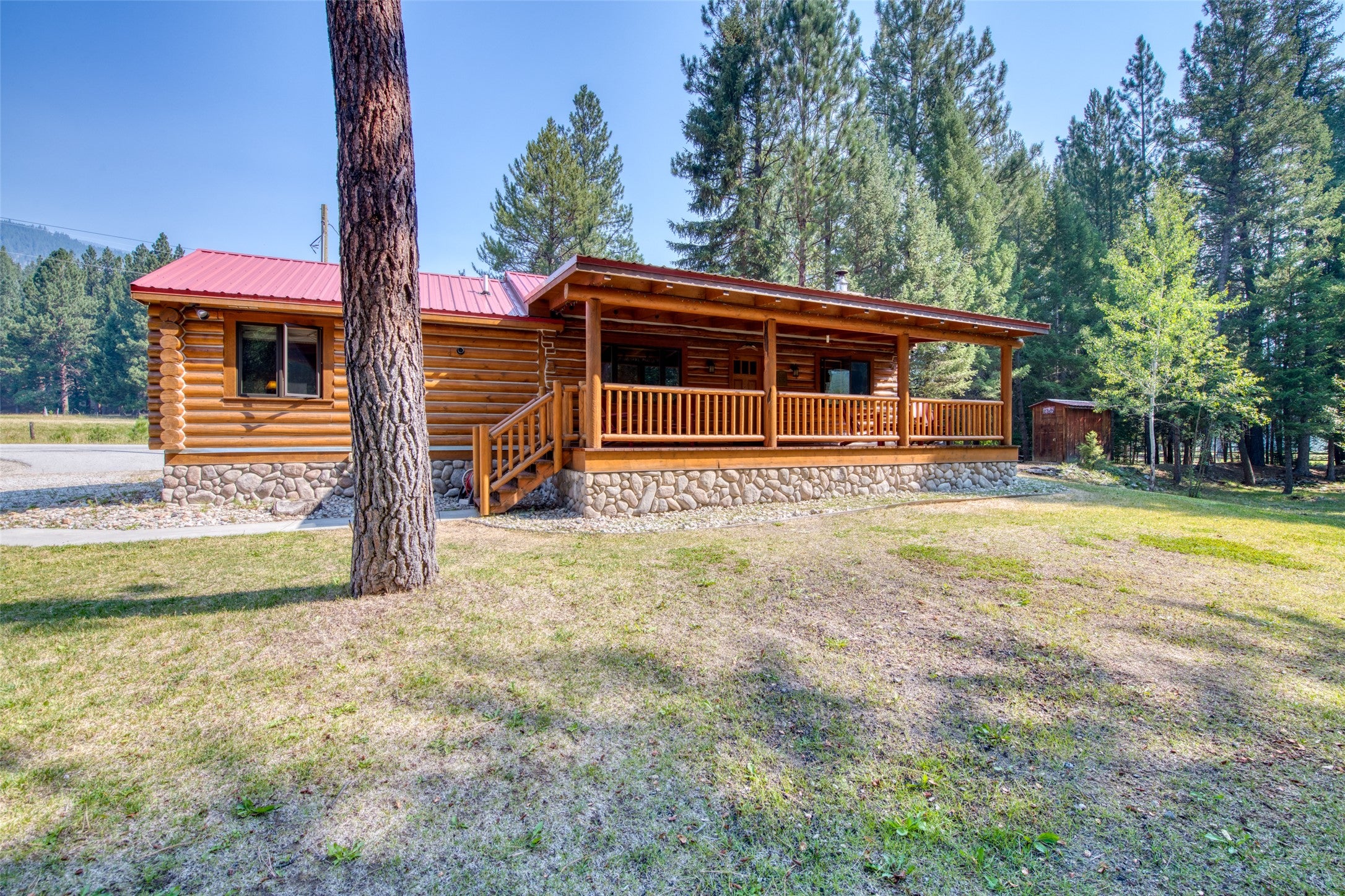 7026 Nez Perce Road Darby, MT 59829 - Photo 15 of 58 Gallery Image 15