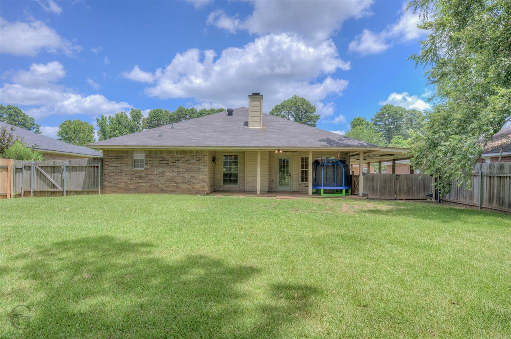 131 Ragan Lane Haughton, LA 71037 - Photo 3 of 17