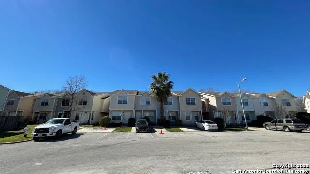 $140,000 | 93 Autumn Pass, Unit 93, San Antonio, TX 78245