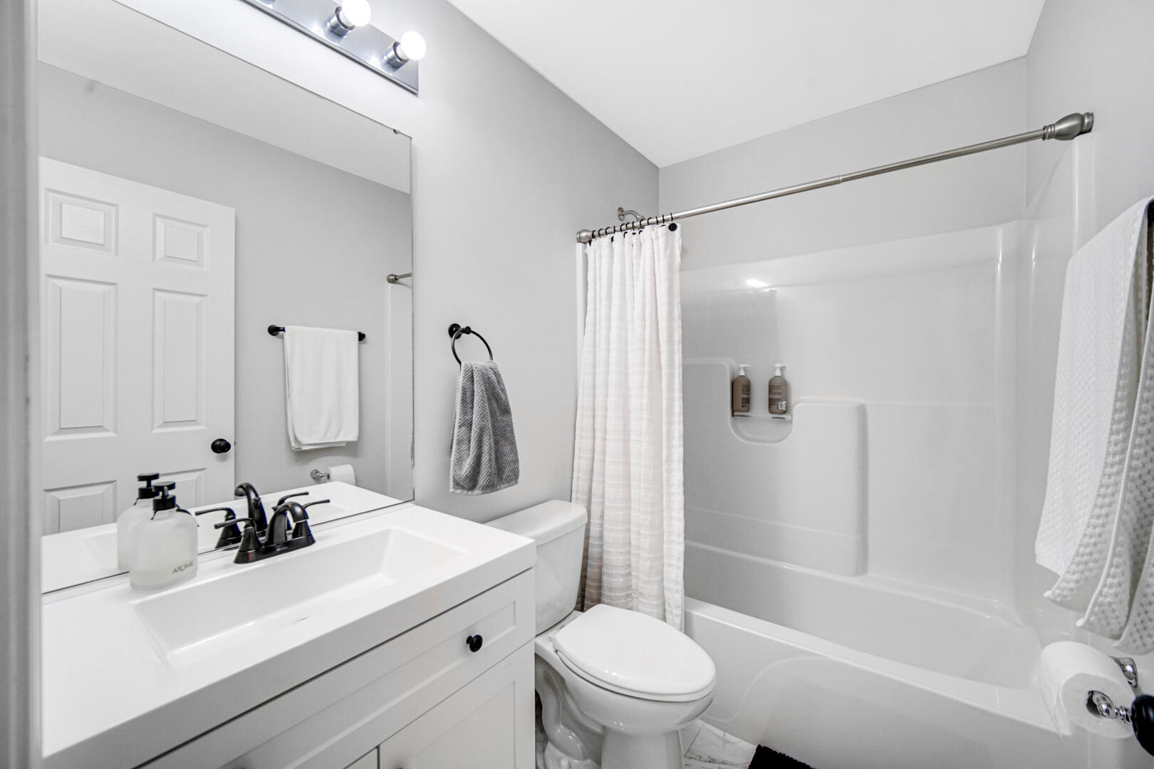 13192 Hayes Street Crown Point, IN 46307 - Photo 17 of 23 1620x1080
