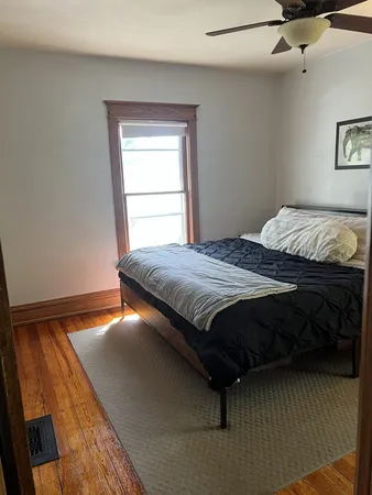 $289,900 | 519 Palace Street, Aurora, IL 60506