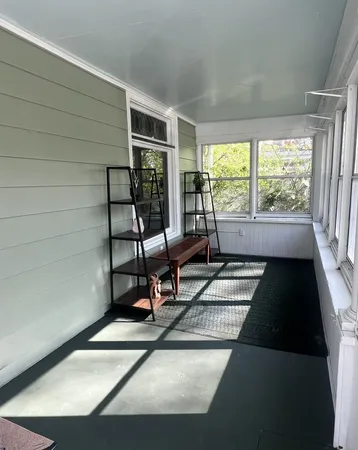 $289,900 | 519 Palace Street, Aurora, IL 60506