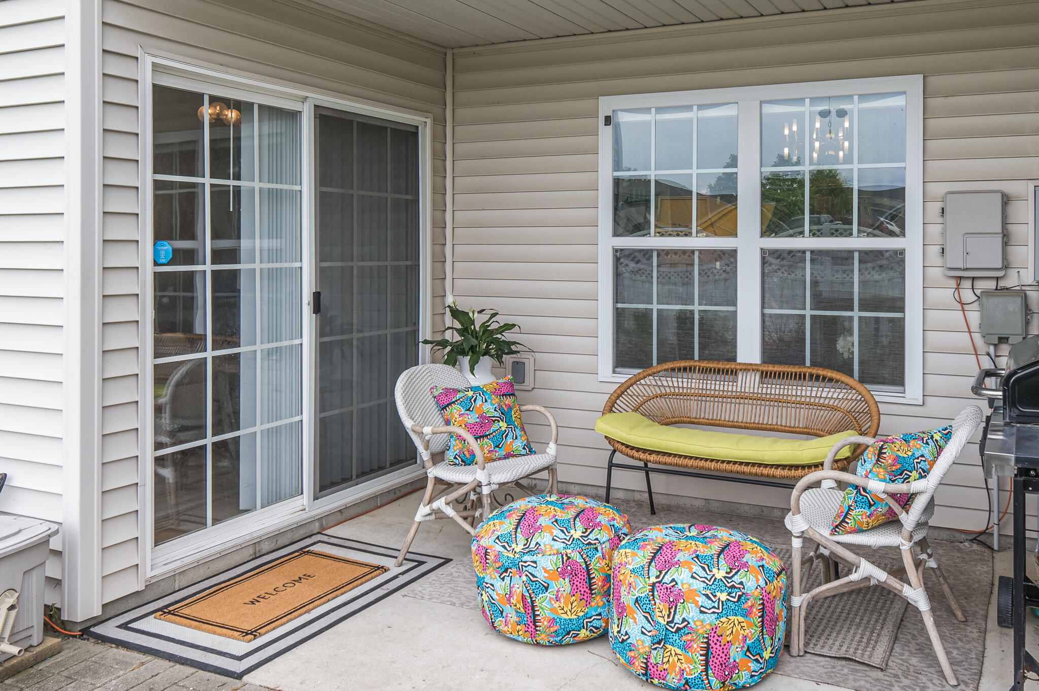 10735 Keystone Lane Crown Point, IN 46307 - Photo 21 of 23 a backyard of a house with table and chairs