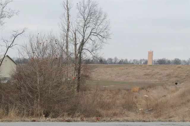 $75,000 | 6 Donna Drive, Carterville, IL 62918