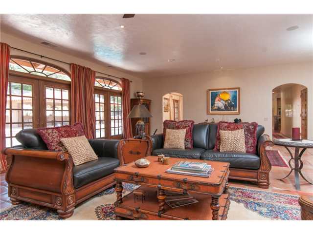 15968 Via Del Alba Rancho Santa Fe, CA 92067 - Photo 6 of 25 Gallery Image 6
