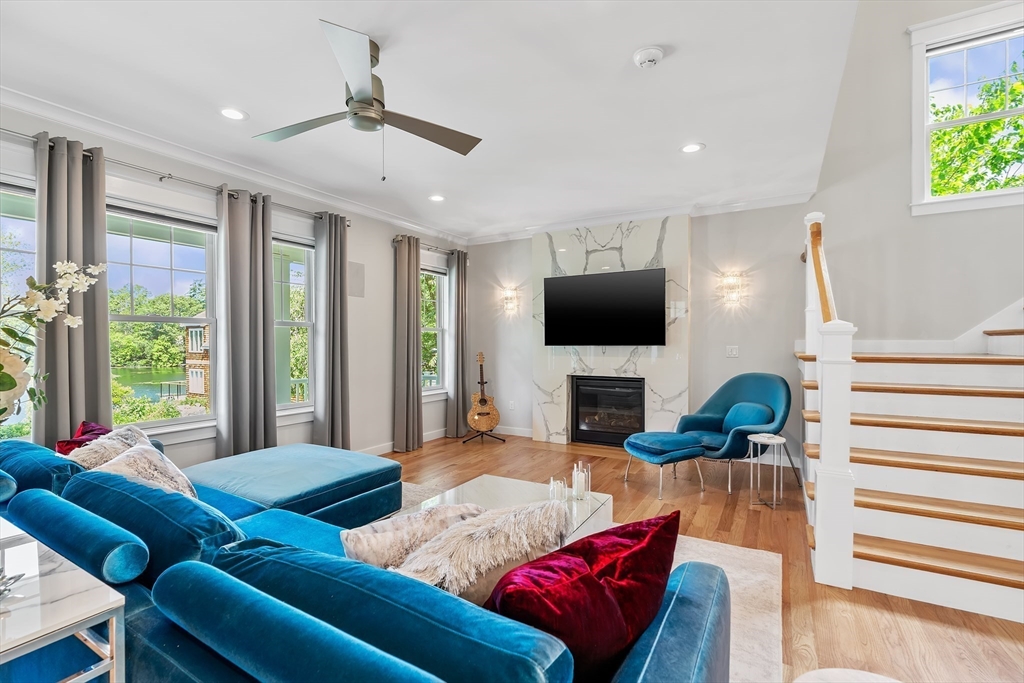 5 Crest Road Wayland, MA 01778 - Photo 7 of 42