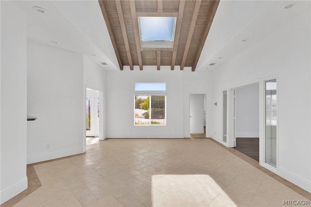 16233 Ridge View Drive Apple Valley, CA 92307 - Photo 18 of 60