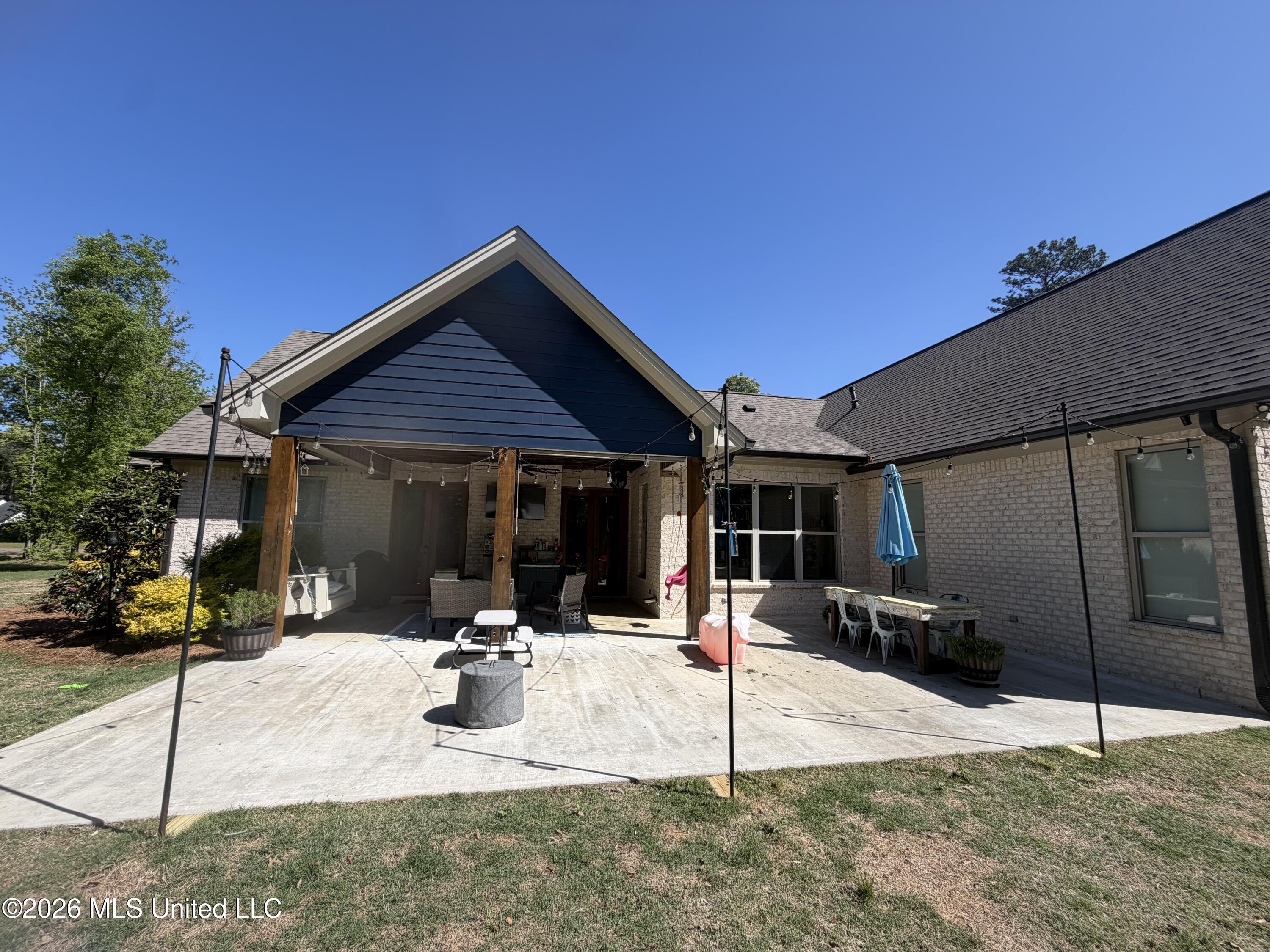 678 Stull Road Brandon, MS 39047 - Photo 2 of 30 IMG_8063