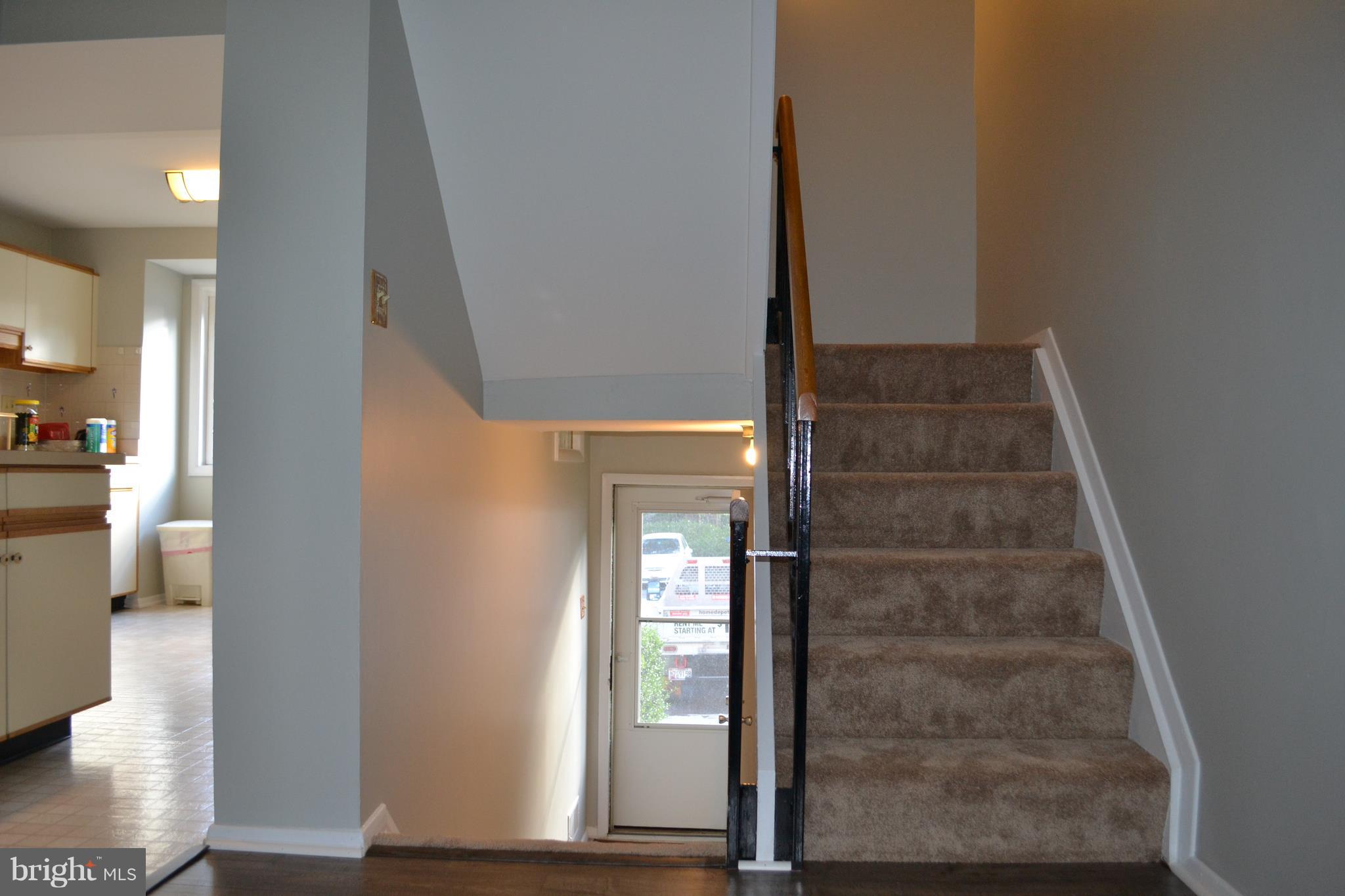 9454 Merryrest Road Columbia, MD 21045 - Photo 6 of 16 Interior (General)