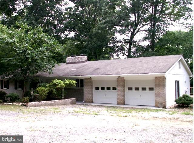 3418 Annandale Road Falls Church, VA 22042 - Photo 20 of 30 Exterior Side