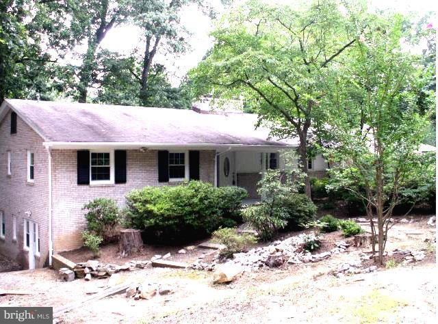 3418 Annandale Road Falls Church, VA 22042 - Photo 24 of 30 Deck
