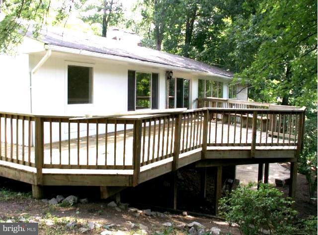 3418 Annandale Road Falls Church, VA 22042 - Photo 6 of 30 Exterior (Rear)