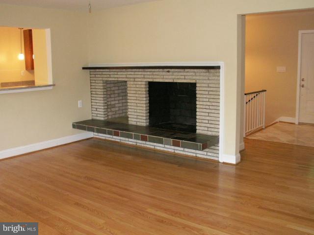 3418 Annandale Road Falls Church, VA 22042 - Photo 8 of 30 Family Room 2