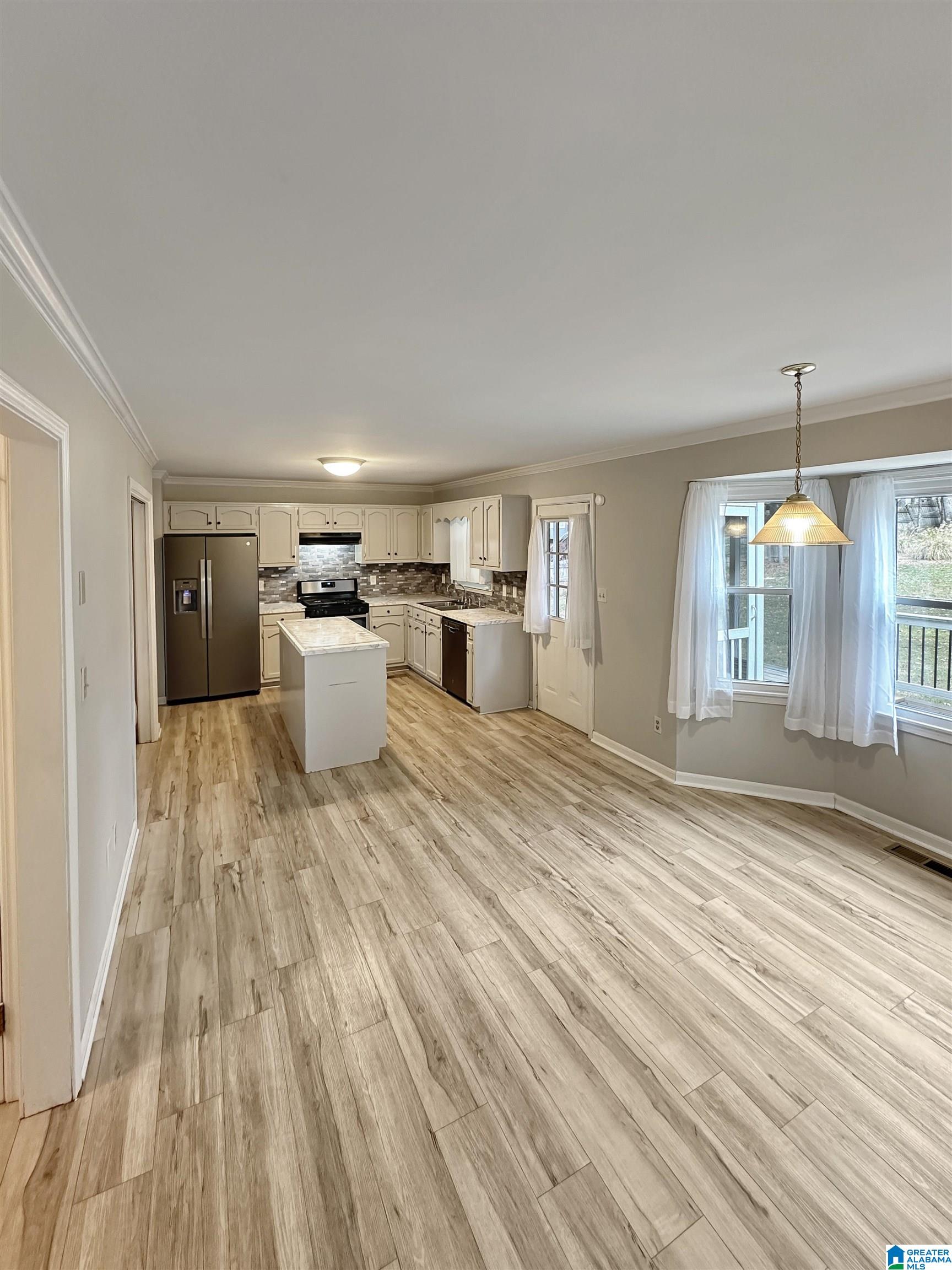 404 Russet Hollow Road Birmingham, AL 35244 - Photo 4 of 24